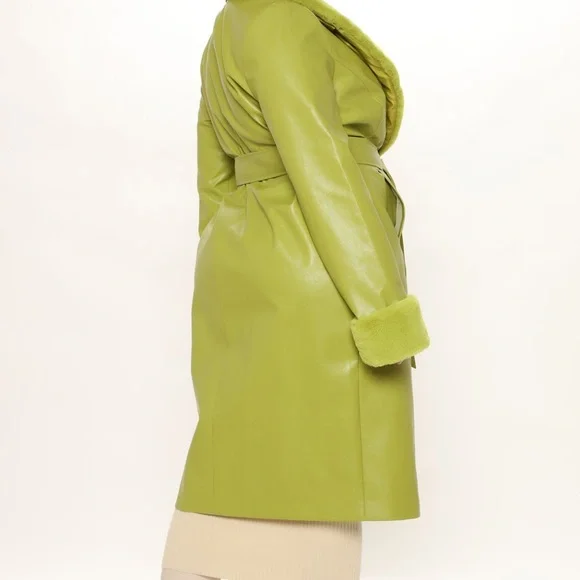 Coat - Picture 5 of 5